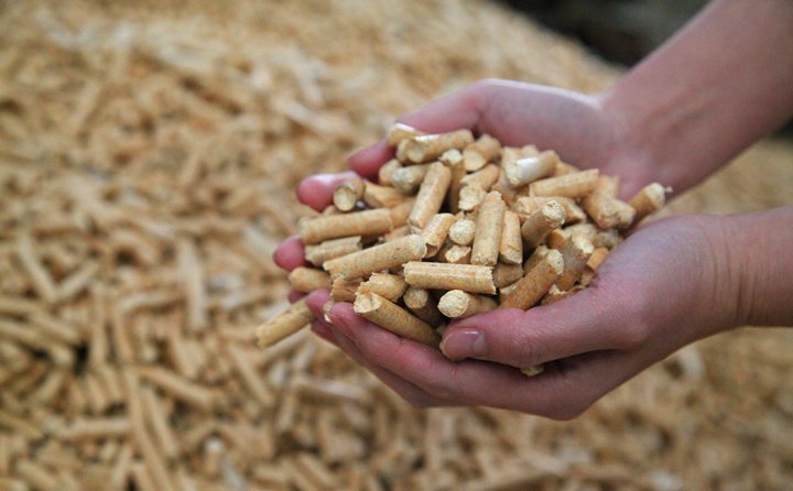 為了解決我國煤炭資源的不足,國人也是煞費(fèi)苦心,終于,有了新的燃料能源可以替代煤炭了。而這個(gè)新能源就是燃料顆粒 為了解決我國煤炭資源的不足,國人也是煞費(fèi)苦心,終于,有了新的燃料能源可以替代煤炭了。而這個(gè)新能源就是燃料顆粒